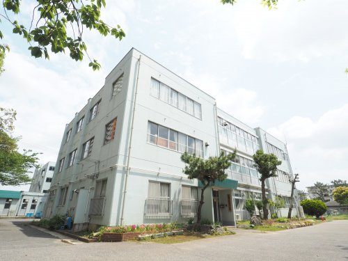 【小学校】千葉市立高洲第三小学校まで427ｍ
