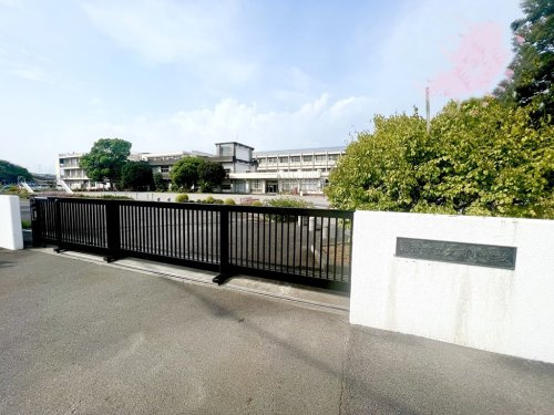 【小学校】沼津市立大岡小学校まで546ｍ