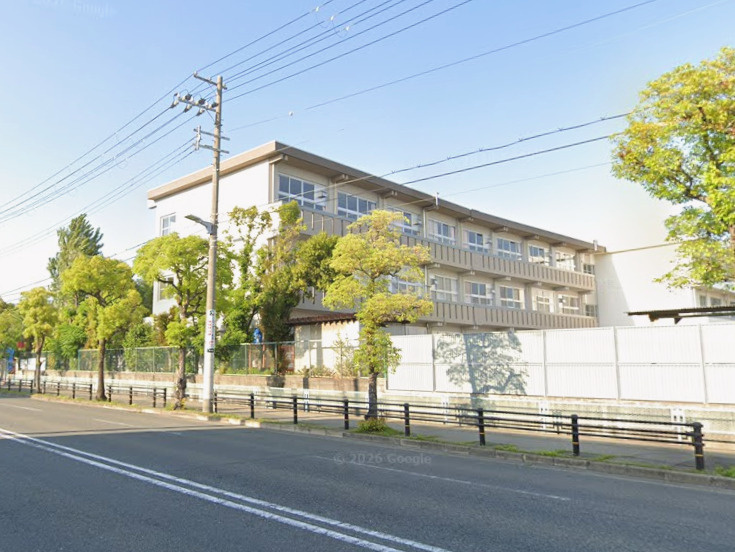 【小学校】西宮市立瓦木小学校まで729ｍ
