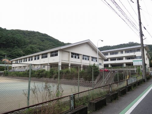 【中学校】足利市立第一中学校まで1640ｍ