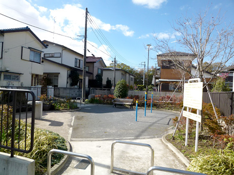 【公園】土橋公園まで733ｍ