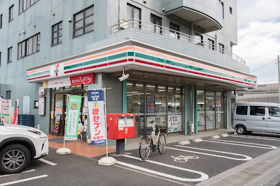 【コンビニエンスストア】セブンイレブン　立川一番町4丁目店まで694ｍ