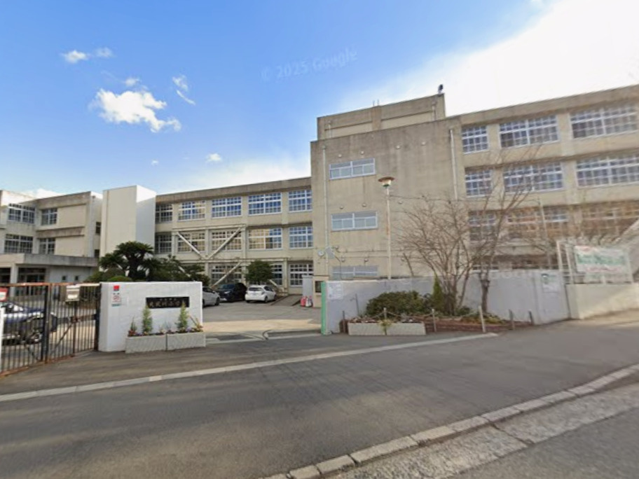【小学校】西宮市立北夙川小学校まで751ｍ