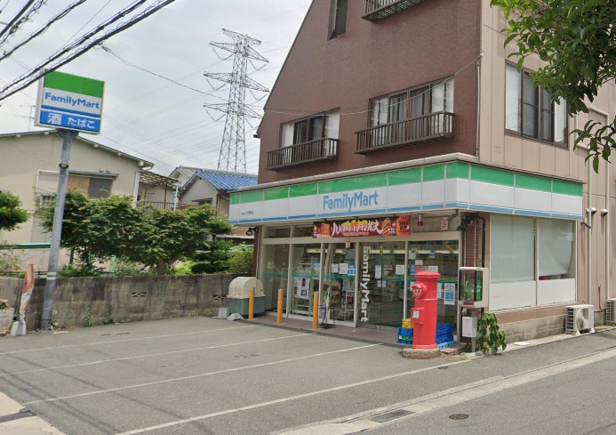 【コンビニエンスストア】ファミリーマート　かみえす西野店まで439ｍ