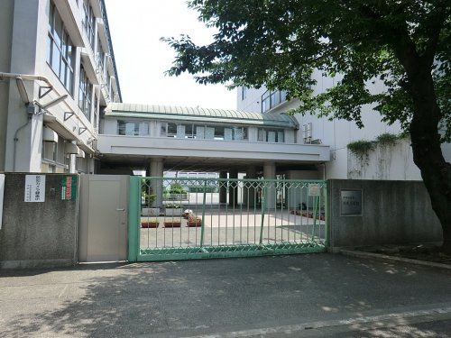 【小学校】世田谷区立池尻小学校まで417ｍ