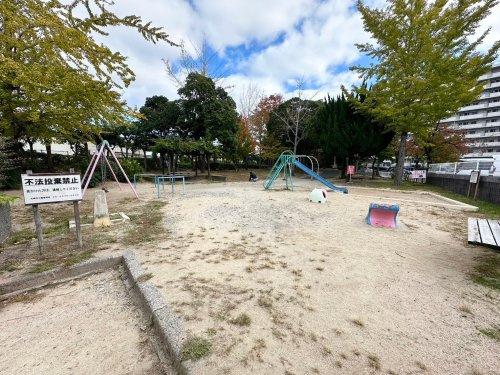【公園】東難波町4丁目子ども広場まで727ｍ