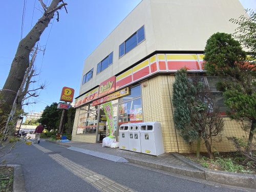 【コンビニエンスストア】デイリーヤマザキ　検見川浜北口店まで578ｍ