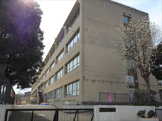 【小学校】狭山市立御狩場小学校まで715ｍ
