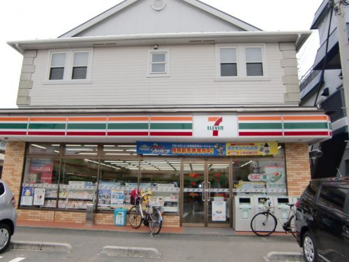 【コンビニエンスストア】セブン-イレブン横須賀大津町店まで368ｍ
