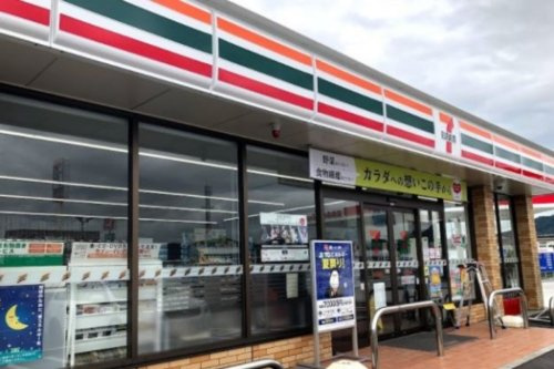 【コンビニエンスストア】セブンイレブン　岡山西高崎店まで1378ｍ