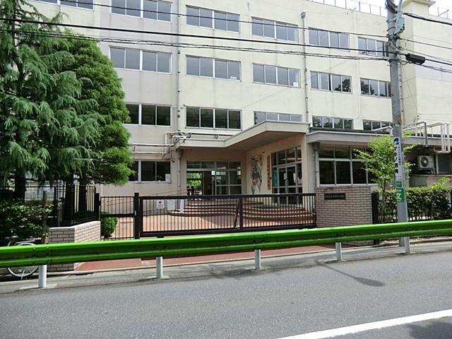 【小学校】練馬区立石神井小学校まで310ｍ