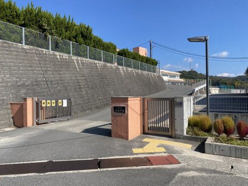 【小学校】竹原市立忠海学園まで1017ｍ