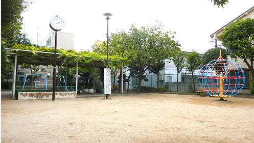 【公園】西小岩1丁目児童遊園まで284ｍ