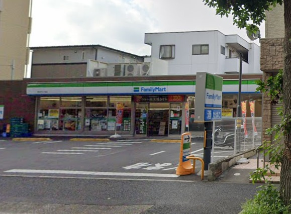 【コンビニエンスストア】ファミリーマート　新松戸三丁目店まで313ｍ