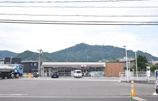 【コンビニエンスストア】セブンイレブン　国分清水1丁目店まで704ｍ