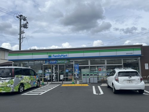 【コンビニエンスストア】ファミリーマート　加治木木田店まで796ｍ