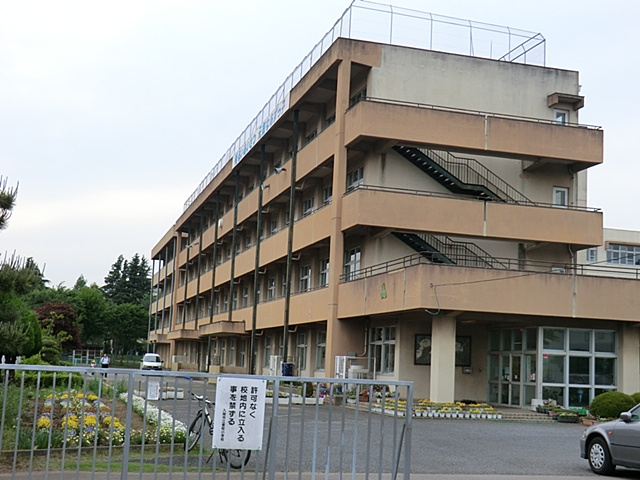 【小学校】入間市立　東町小学校まで580ｍ