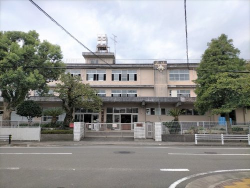 【小学校】静岡市立長田西小学校まで967ｍ