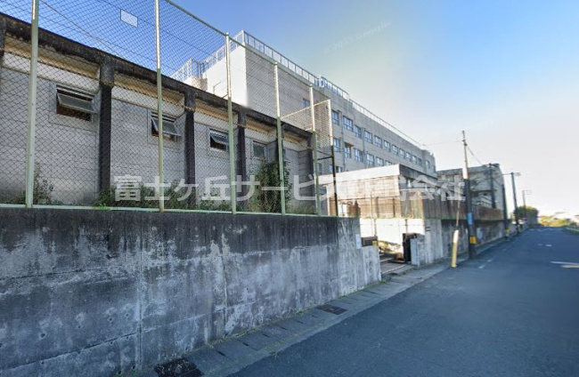 【中学校】豊橋市立東部中学校まで2378ｍ