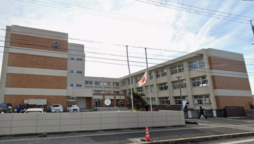 【中学校】東近江市立能登川中学校まで2367ｍ