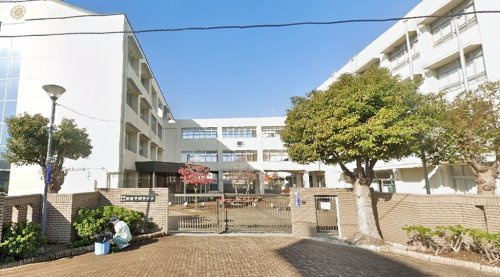 【中学校】姫路市立飾磨中部中学校まで629ｍ