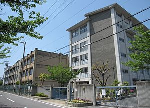【中学校】堺市立　月州中学校まで1378ｍ