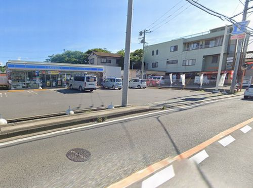【コンビニエンスストア】ローソン平塚南金目店まで132ｍ