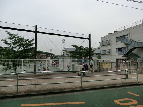 【小学校】世田谷区立桜丘小学校まで721ｍ