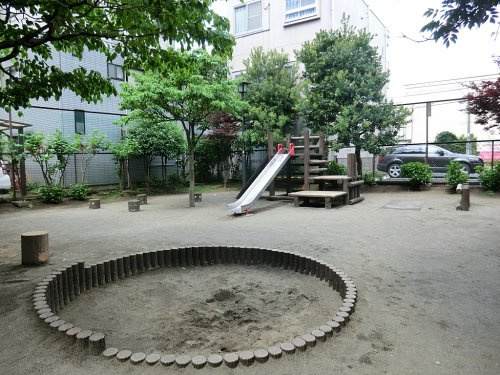 【公園】三軒茶屋二丁目公園まで280ｍ