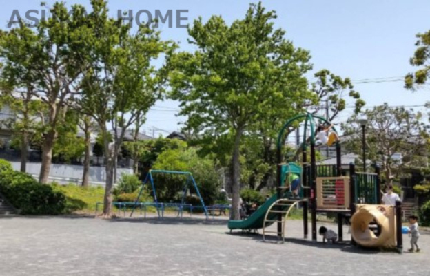 【公園】六ツ川一丁目公園まで415ｍ