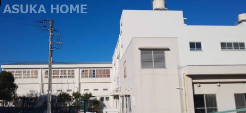 【小学校】横浜市立六つ川台小学校まで1091ｍ