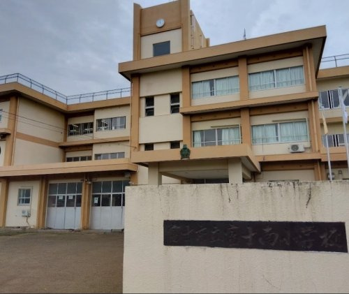 【小学校】富士市立富士南小学校まで88ｍ