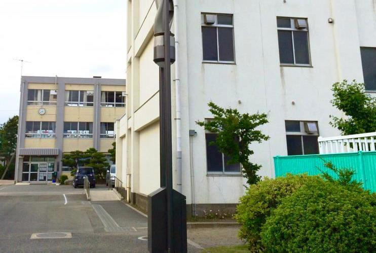 【中学校】茅ヶ崎市立浜須賀中学校まで698ｍ