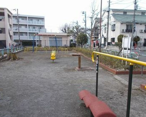【公園】上北沢やのかみ広場まで353ｍ