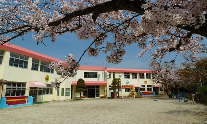 【幼稚園】大津ケ丘幼稚園まで965ｍ