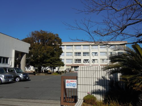 【中学校】武山中学校まで1065ｍ