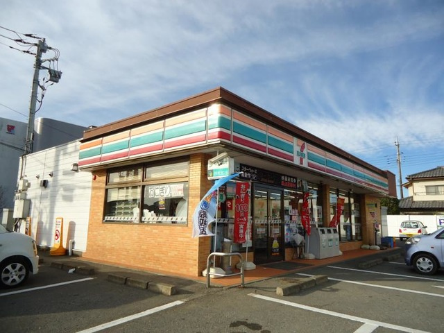 【コンビニエンスストア】セブンイレブン笠懸久宮店まで312ｍ