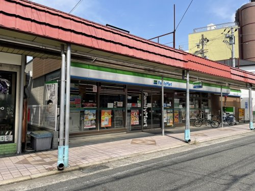 【コンビニエンスストア】ファミリーマート　甲子園口三丁目店まで563ｍ
