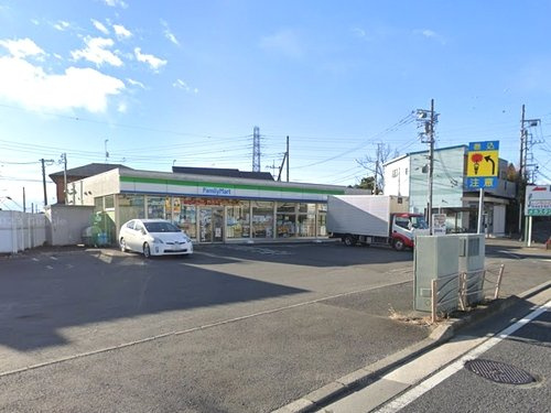 【コンビニエンスストア】ファミリーマート伊勢原桜坂店まで603ｍ