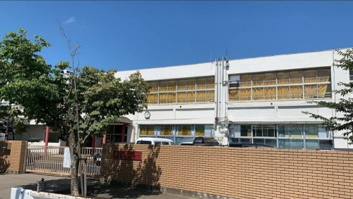 【小学校】流山市立江戸川台小学校まで300ｍ