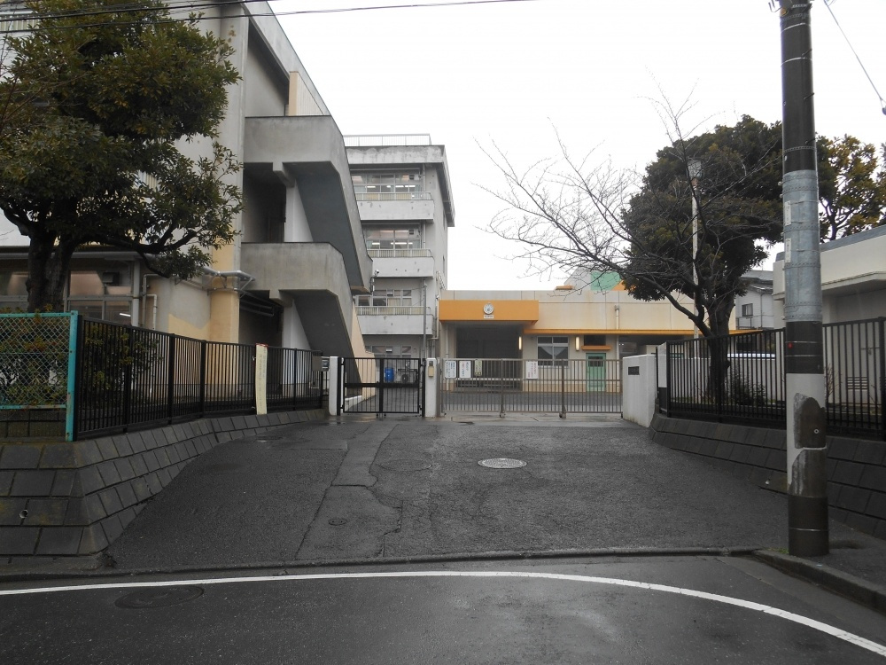 【小学校】横浜市立　高舟台小学校まで1038ｍ