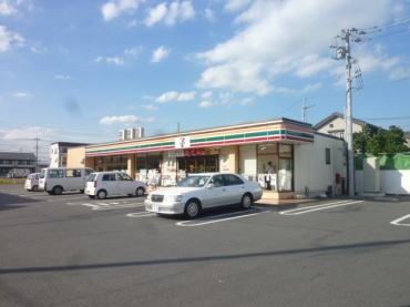 【コンビニエンスストア】セブンイレブン　東大沢4丁目まで500ｍ