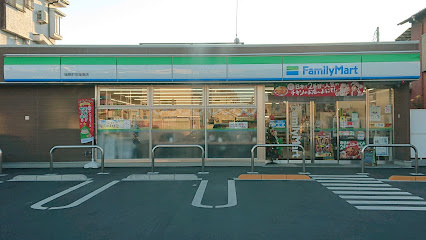 【コンビニエンスストア】ファミリーマート　瑞穂町役場南店まで562ｍ