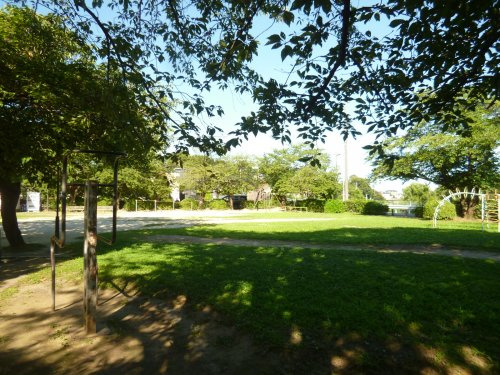 【公園】大沢公園まで400ｍ