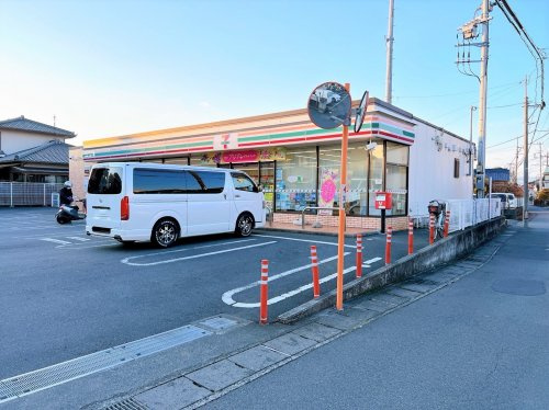 【コンビニエンスストア】セブンイレブン　三島大場駅前店まで642ｍ