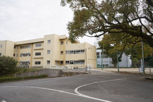 【小学校】唐津市立相知小学校まで345ｍ