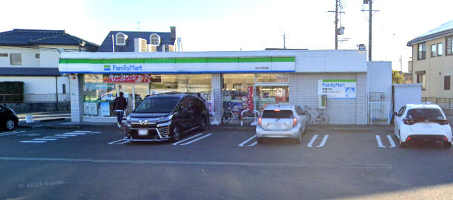 【コンビニエンスストア】ファミリーマート　浜松大浜街道店まで359ｍ