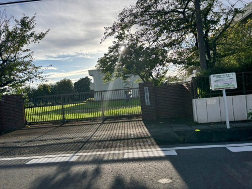 【小学校】北泉小学校まで372ｍ