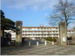 【小学校】結城市立結城小学校まで1438ｍ