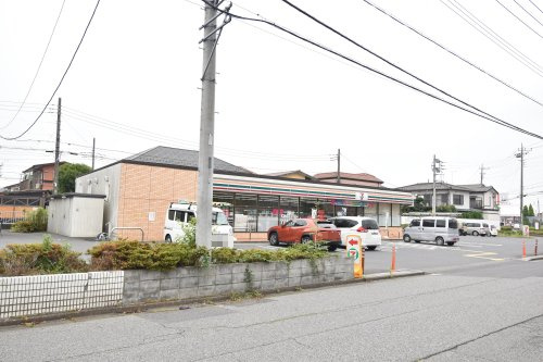 【コンビニエンスストア】セブンイレブン　春日部豊町6丁目店まで330ｍ